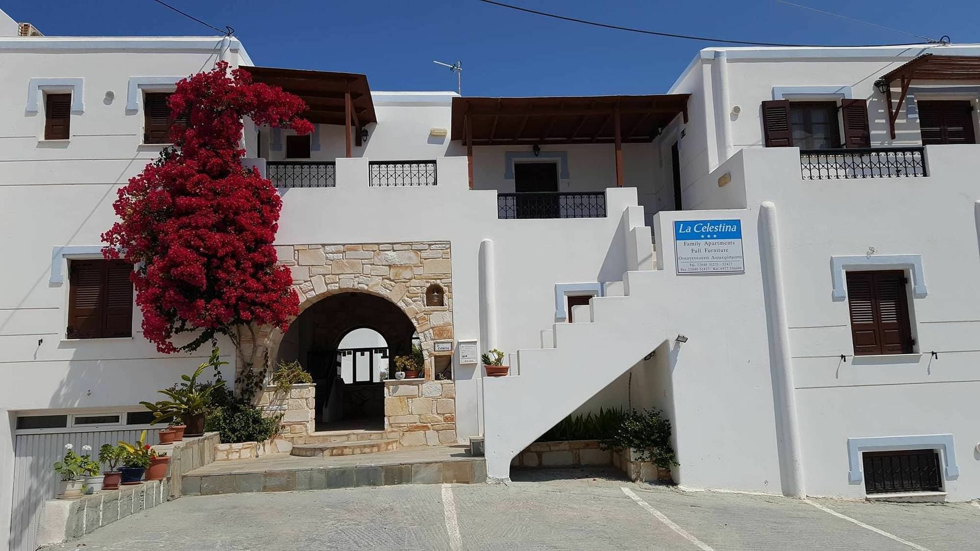 La Celestina Apartments Náusza Kültér fotó